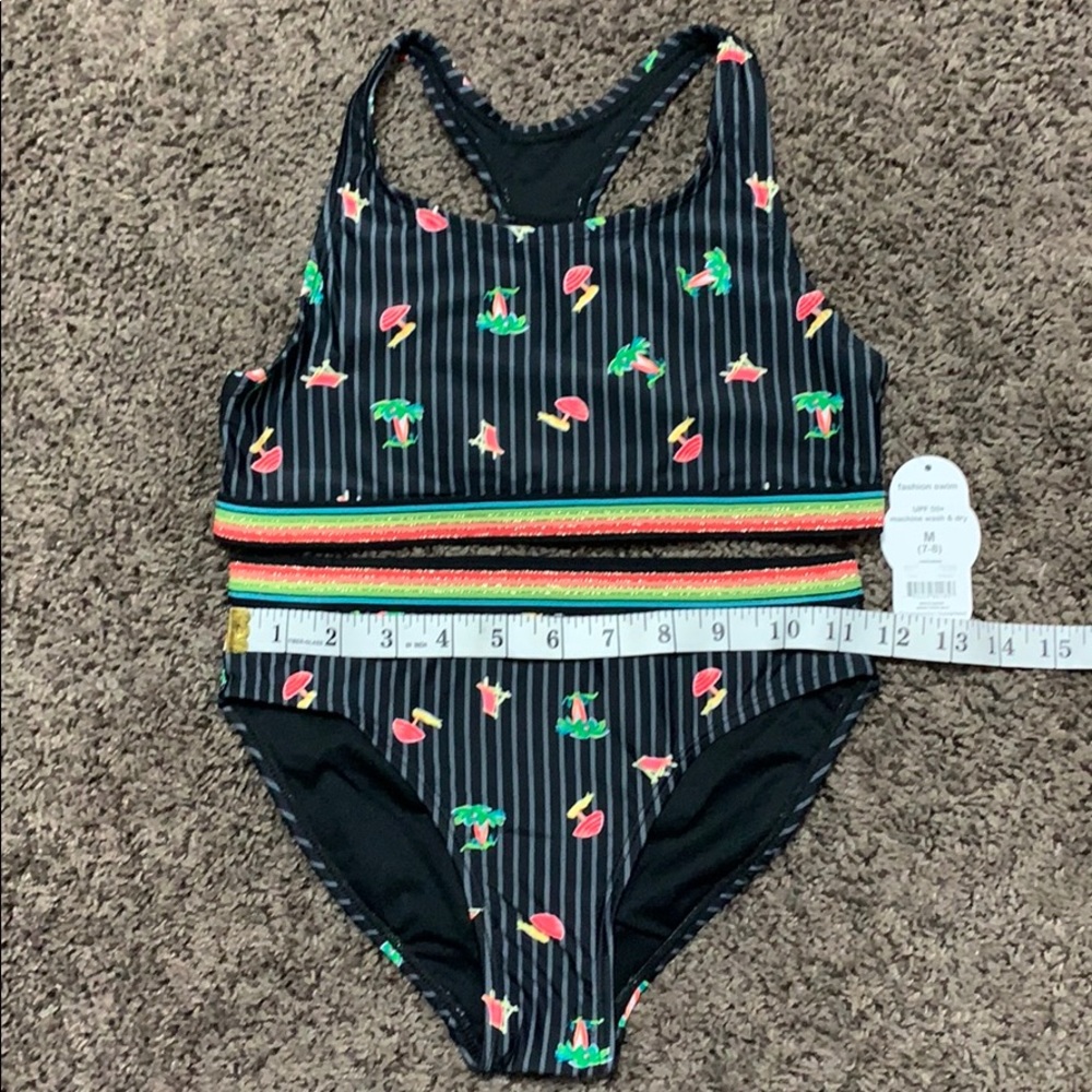 Black and stripes 🌊 One piece Swimsuit 🩱🏝👙👧🏻